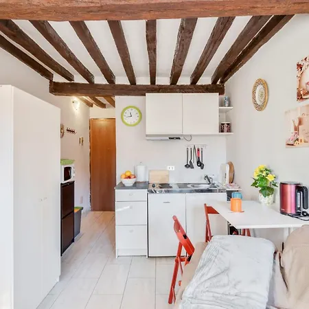 Corso Corsi Comfortable Studio * Parme